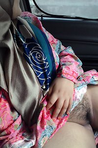 Isteri curang dalam kereta